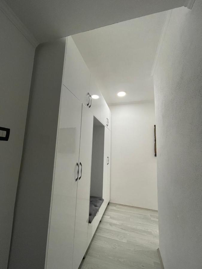 Stone City Apartament *